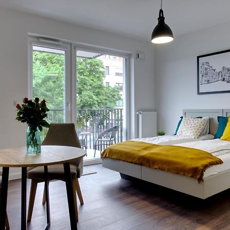 Essence Apartments Sapphire พอซนาน ภายนอก รูปภาพ