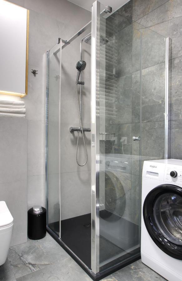 Essence Apartments Sapphire พอซนาน ภายนอก รูปภาพ