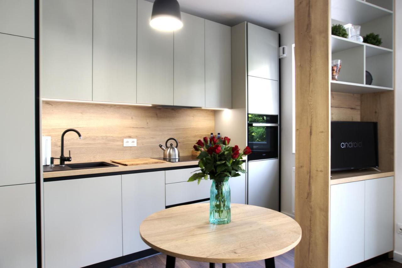 Essence Apartments Sapphire พอซนาน ภายนอก รูปภาพ