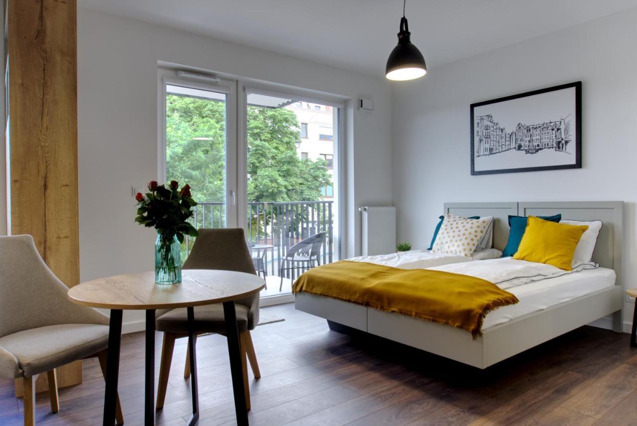 Essence Apartments Sapphire พอซนาน ภายนอก รูปภาพ